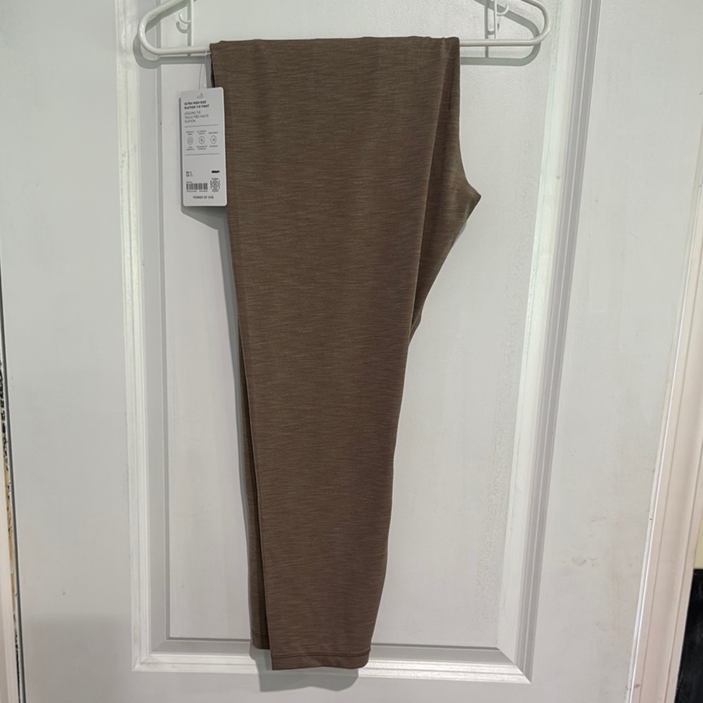Athleta Ultra High Rise Elation 7/8 Leggings
